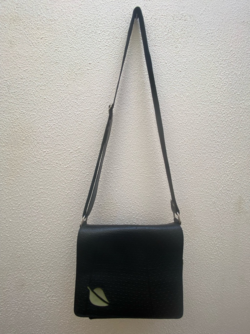 Global Exchange UCS Ruffatti Crossbody Bag